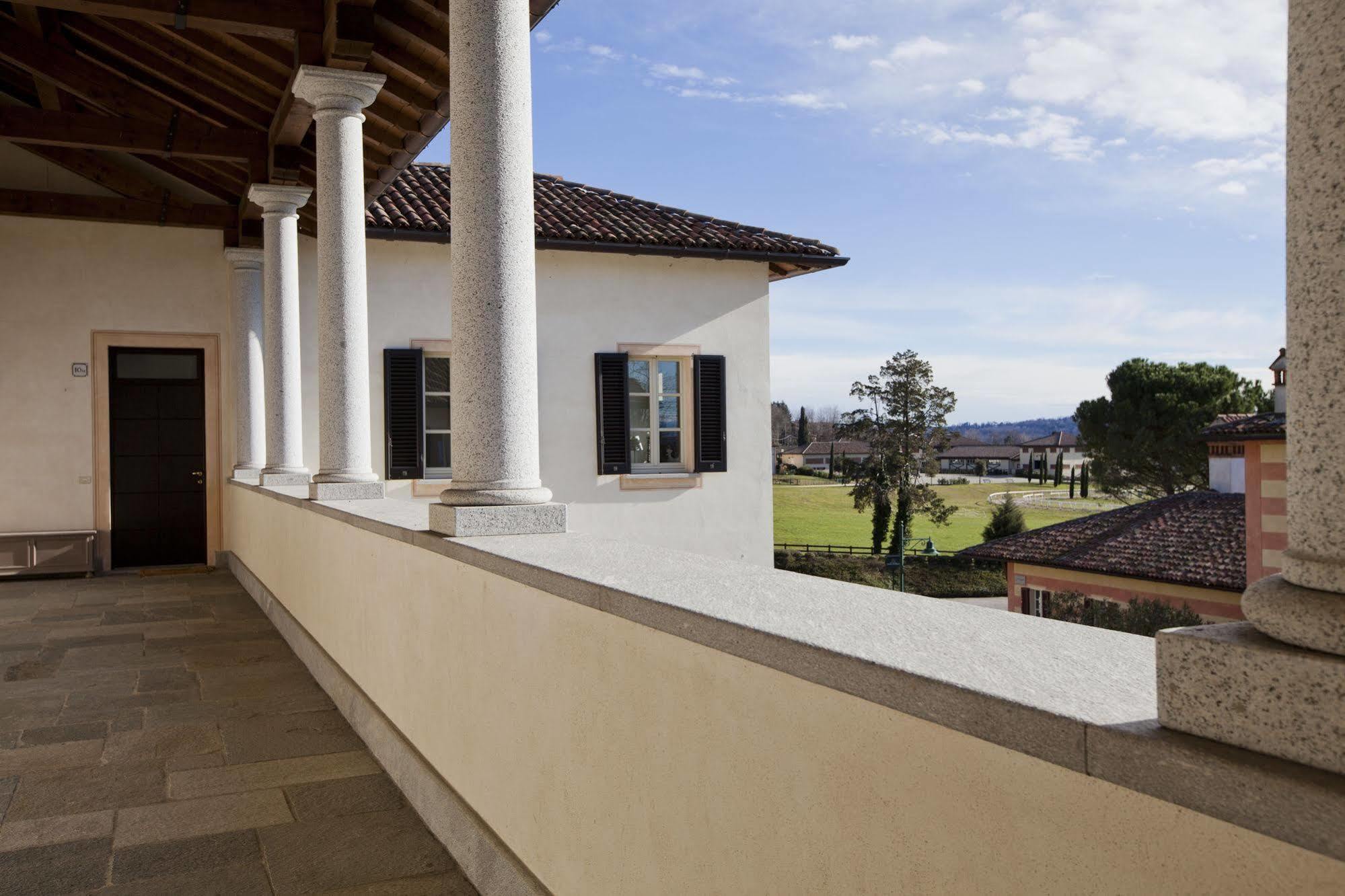 Foresteria Dei Piaceri Campestri Casciago Ngoại thất bức ảnh